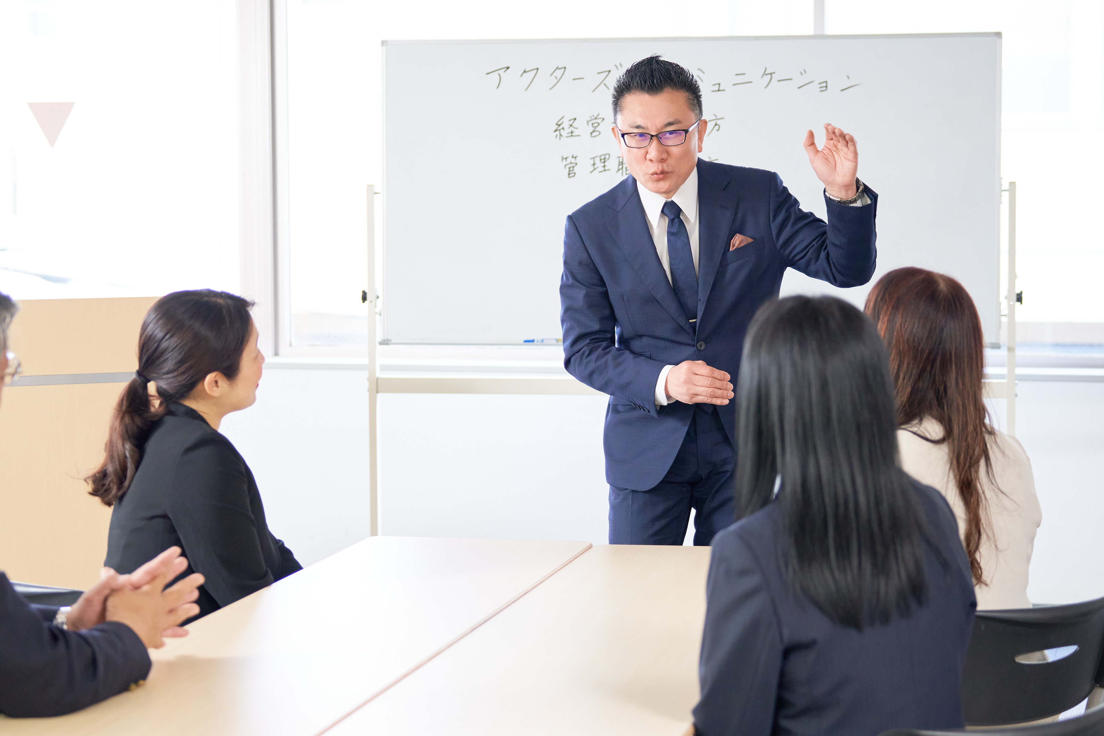 年間支援プログラムの特徴