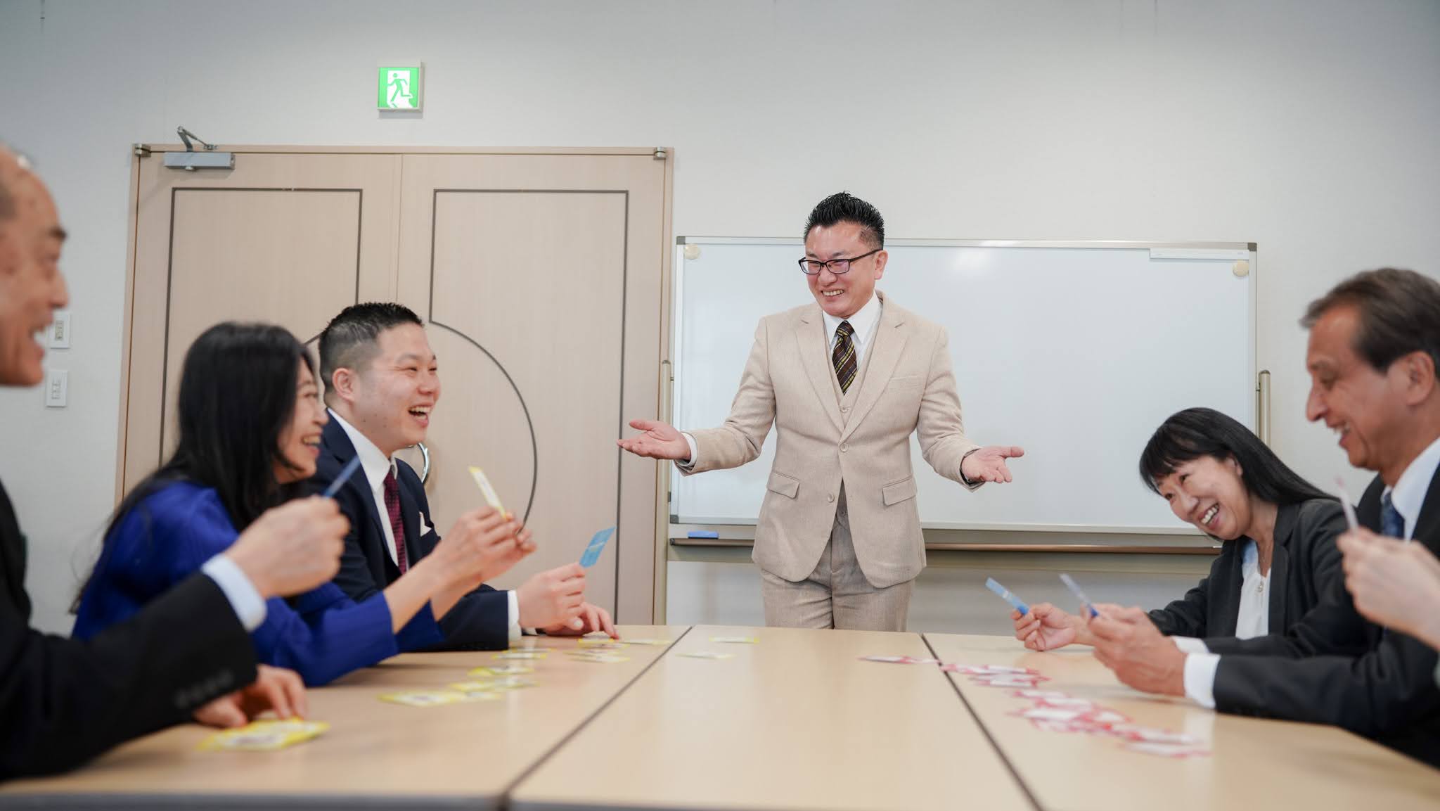 お笑いを活かしたストレスフリーな介護現場を実現！