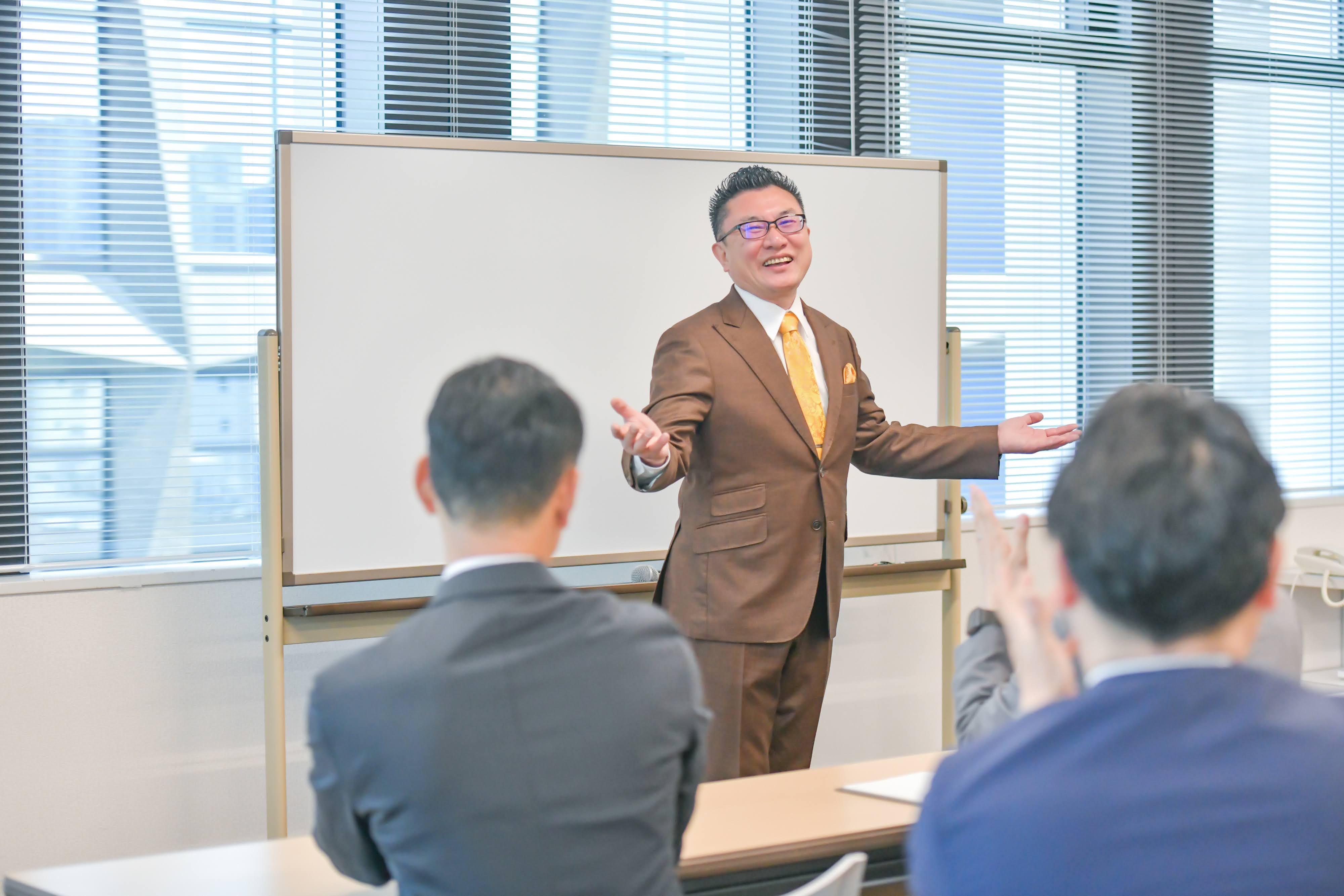 保険営業の未来を変える！