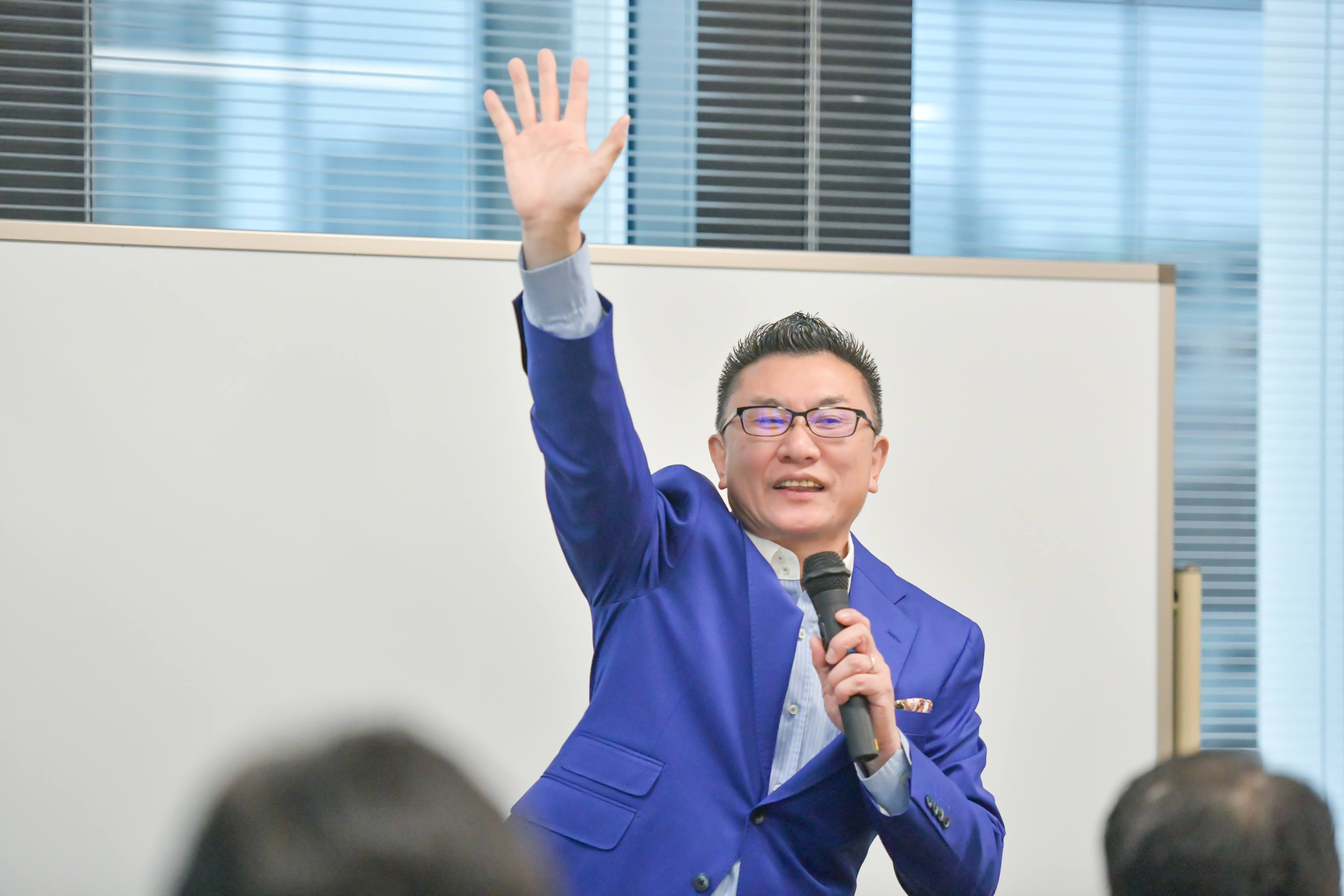強いリーダーシップでチームを一つに！