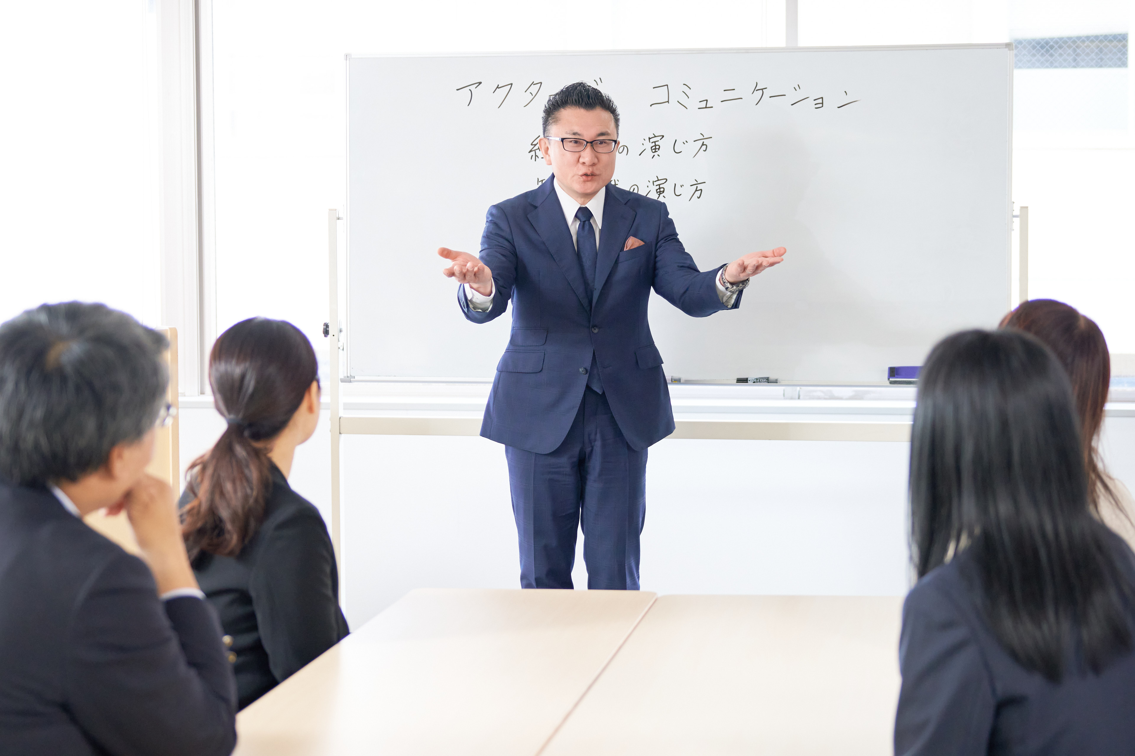 研修によるスキル向上と定着率向上